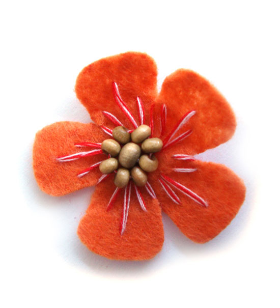 fiorellino lenci con perle legno e ricamo - col. Arancio